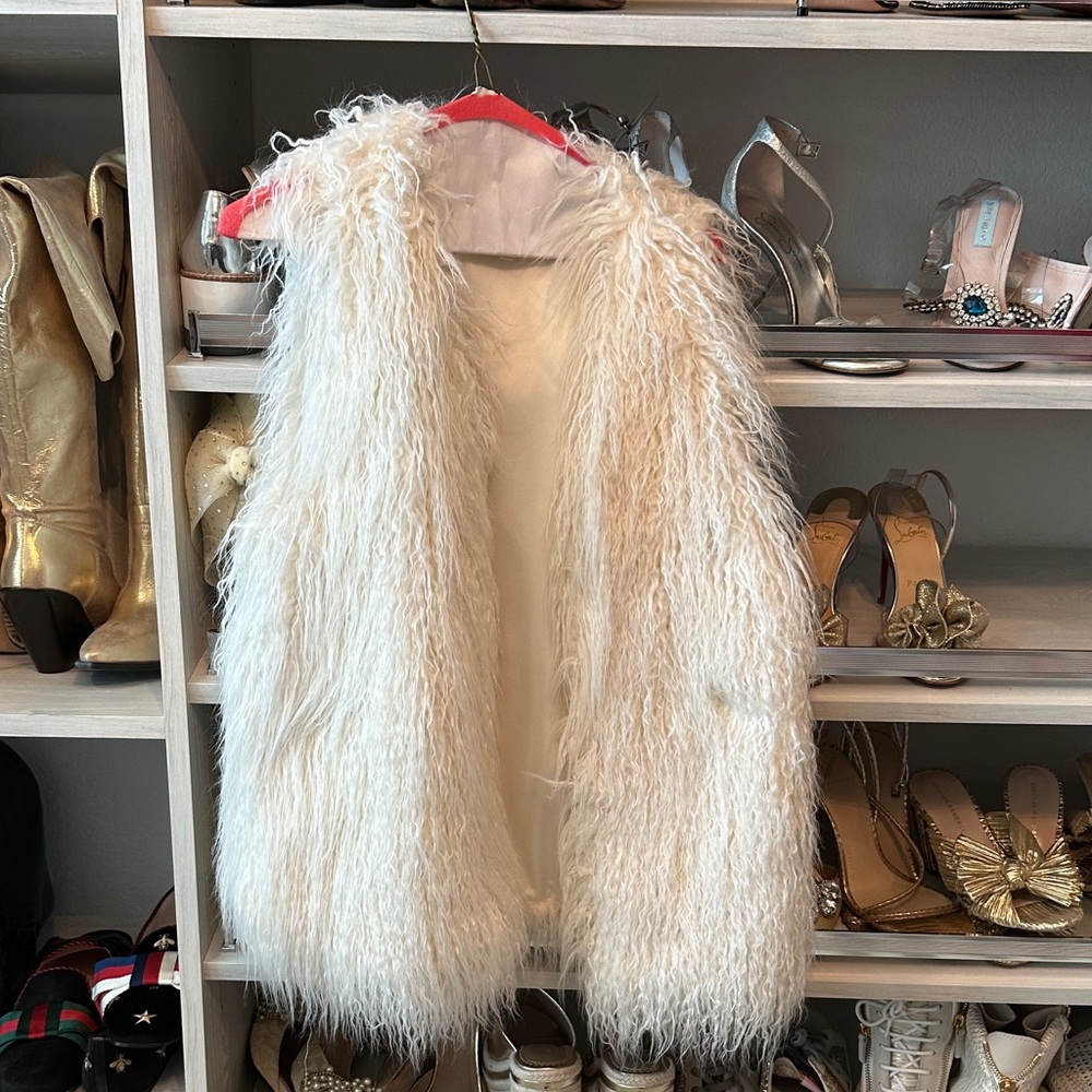The Jetset Diaries Cream Shearling Vest
